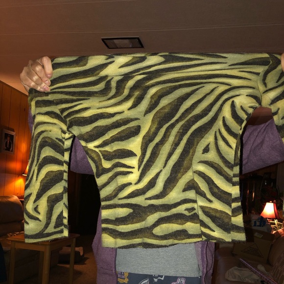 Animal print sweater - Picture 10 of 10